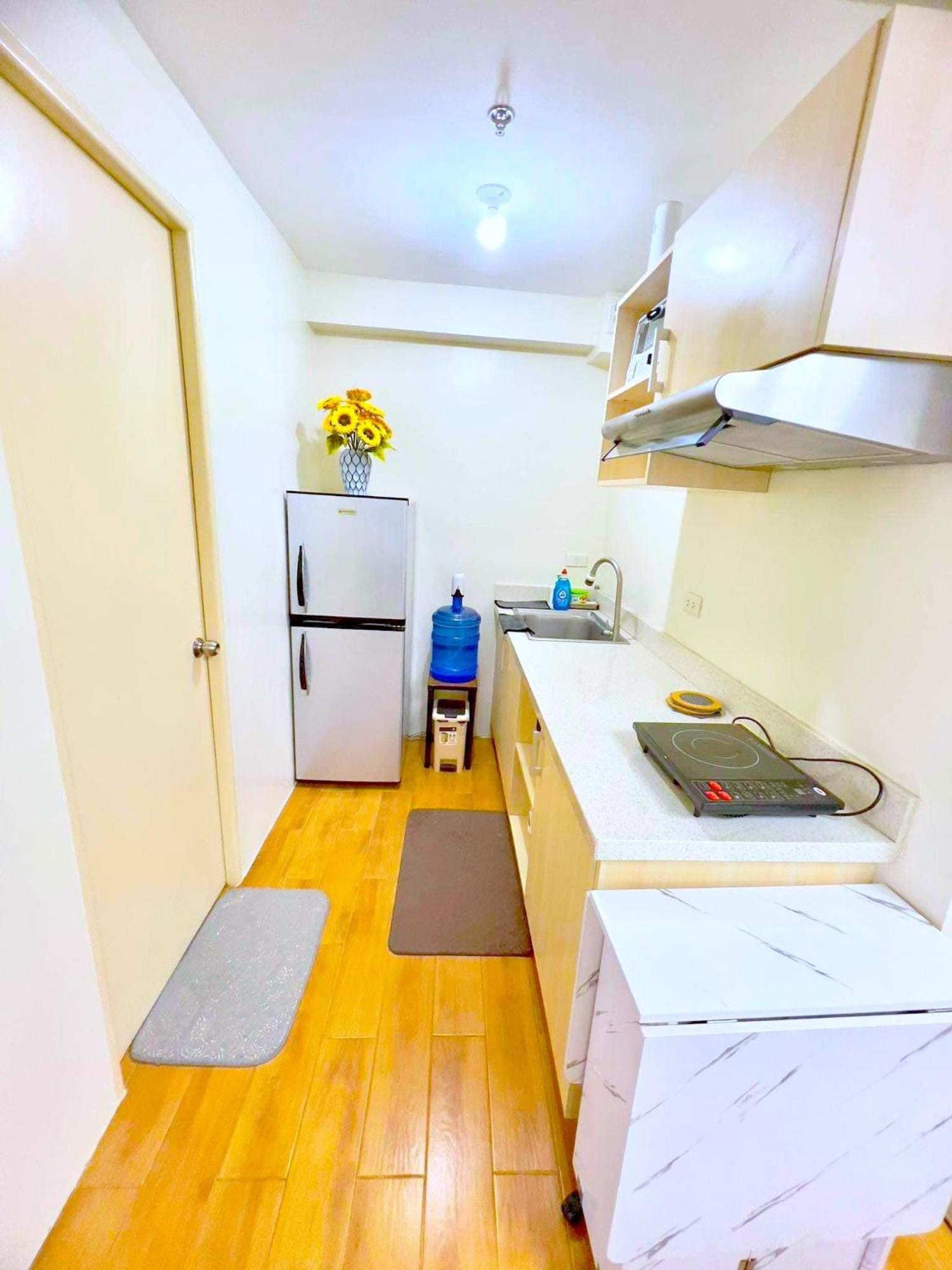 Seawind Condominium Rentals By Agl ダバオ　シティ エクステリア 写真